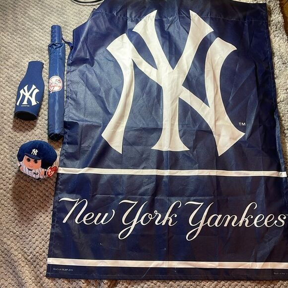 New York Yankees collectors bundle - Picture 1 of 7